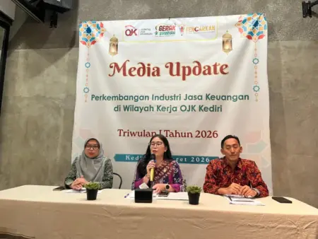 Lindungi dari Dampak Negatif, OJK Kediri Dukung Pembatasan Medsos Anak di Bawah 16 Tahun Foto BeritaJatim.com