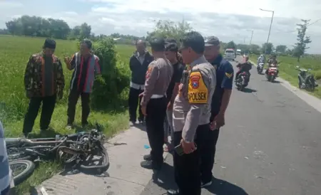 Kecelakaan Maut di Jalan Raya Pagak Jombang: Satu Tewas, Dua Terluka Foto BeritaJatim.com