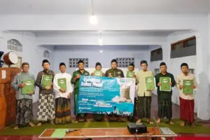Nucare Lazisnu Singonegaran Kota Kediri Bekali Petugas Amil Legalitas dan SK Resmi Foto BeritaJatim.com