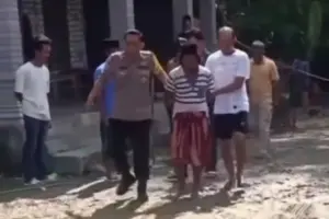 Pria di Sampang Tewas Ditusuk Pisau di Ujung Bambu Saat Bekerja di Sawah, Pelaku Ditangkap Foto BeritaJatim.com