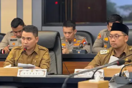 Rakor Pengamanan Mudik Digelar, Pemkab Mojokerto Satukan Langkah Antar Instansi Foto BeritaJatim.com