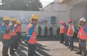 PLN Jamin Keandalan Listrik di Pusat Kegiatan Keagamaan dan Pondok Pesantren Jombang Selama Idulfitri Foto BeritaJatim.com