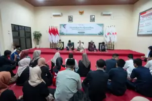 PMI Kota Mojokerto Berbagi Takjil dan Santuni Anak Yatim di Bulan Ramadan Foto BeritaJatim.com