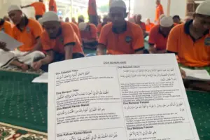 Warga Binaan Lapas Mojokerto Ikuti Pesantren Kilat Ramadhan untuk Perkuat Keimanan Foto BeritaJatim.com
