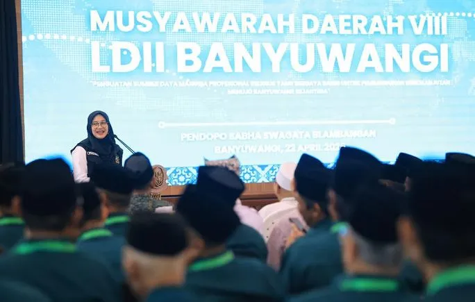 Musda VIII LDII Banyuwangi Dibuka Bupati Ipuk, Soroti Peran Strategis hingga Suksesi Kepemimpinan Foto BeritaJatim.com
