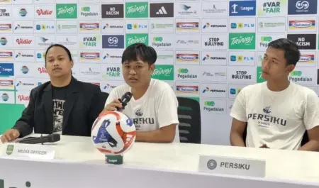 Sama-sama Terluka, Persiku dan Deltras Berebut Pelampiasan di Surajaya Lamongan Foto BeritaJatim.com