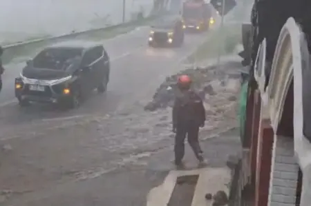 Banjir Magetan, Pemkab Segera Normalisasi Sungai untuk Penanganan Permanen Foto BeritaJatim.com