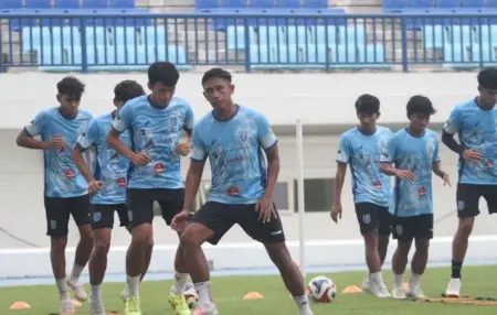 Persela Tak Punya Waktu Santai, Langsung Fokus Hadapi Persipura Foto BeritaJatim.com