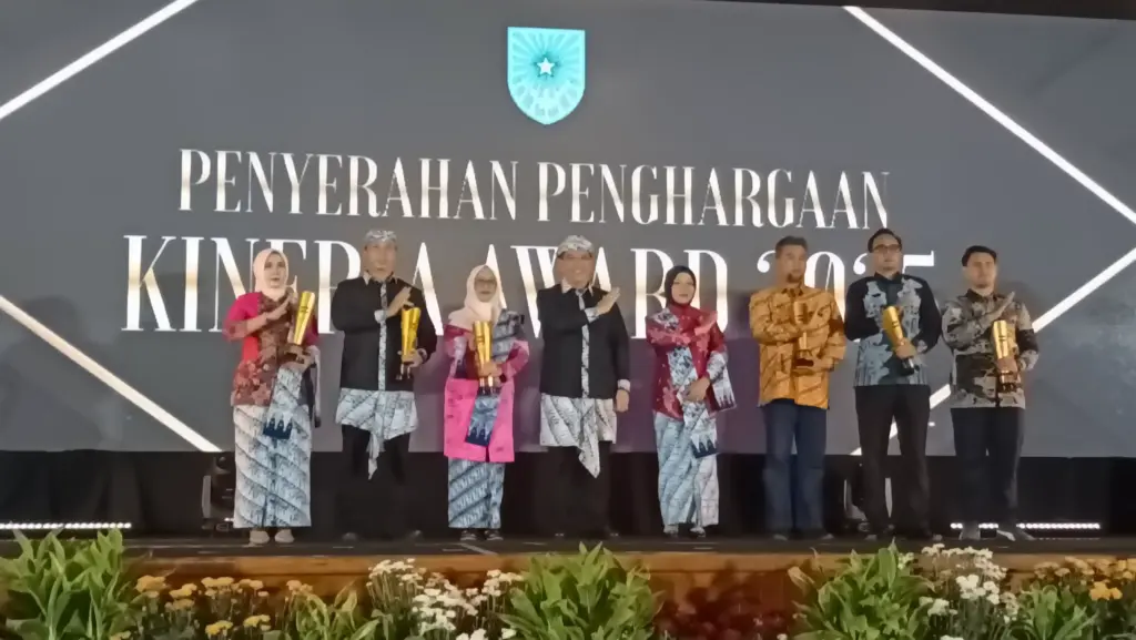 Kota Bersolek Menggema, Satu Tahun dr Aminuddin Ubah Wajah Kota Probolinggo Lebih Bersih, Sehat, dan Berdaya Foto BeritaJatim.com