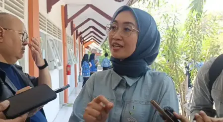 Pesan Komdigi untuk Jurnalis: Adaptasi dengan AI, Tapi Jangan Kehilangan Naluri Kritis Foto BeritaJatim.com