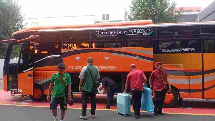 Kendala Teknis Bus Persebaya, Manajemen Arema FC Beberkan Kronologi Foto BeritaJatim.com