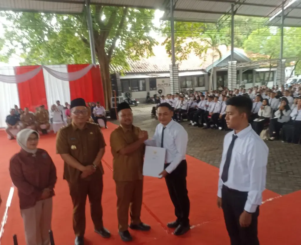 Skandal Rekrutmen PNS Palsu di Gresik Terbongkar, Puluhan Korban Tertipu, Polisi Turun Tangan Foto BeritaJatim.com