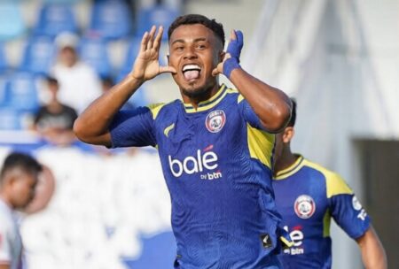Arema FC Vs Persis Solo: Gol Gabriel Silva Bawa Singo Edan Unggul 1-0 Foto BeritaJatim.com