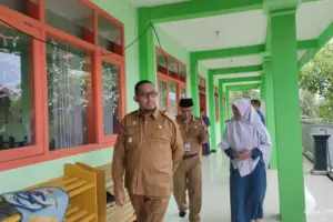 5.700 Siswa SMP di Sumenep Ikuti Tes Kemampuan Akademik via Zoom, Bupati Tekankan Evaluasi Capaian Belajar Foto BeritaJatim.com