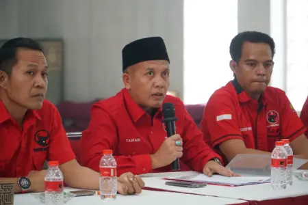 Kepengurusan PAC PDI Perjuangan Pamekasan Didominasi Gen Z dan Perempuan Foto BeritaJatim.com