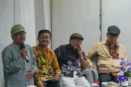 Unusa Peringati Hari Puisi Nasional dengan Peluncuran Buku Sastra Foto BeritaJatim.com