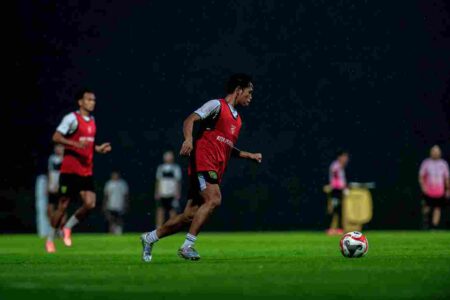 Tavares Siap Bungkam Arema, Persebaya Tak Mau Kecewakan Bonek-Bonita Foto BeritaJatim.com