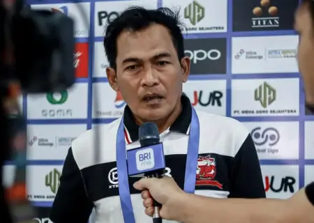 Sentuhan Ajaib Rakhmad Basuki di Tengah Krisis Madura United Foto BeritaJatim.com