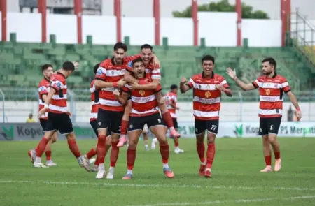 Krusial, Madura United Jalani Laga Hidup Mati di Markas Semen Padang Foto BeritaJatim.com