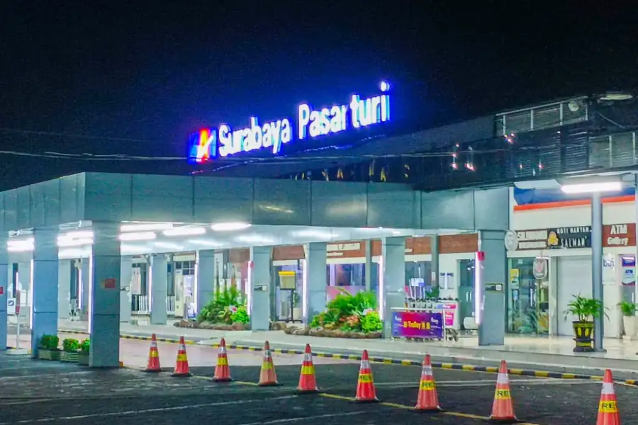 Kecelakaan KRL Vs KA Argo Bromo di Bekasi, Tiga Kereta dari Surabaya dan Malang Dibatalkan Foto BeritaJatim.com