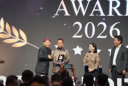 AMSI Terima Beritajatim Award 2026: Penghargaan atas Kolaborasi dan Pendukung Keberlanjutan Media Foto BeritaJatim.com