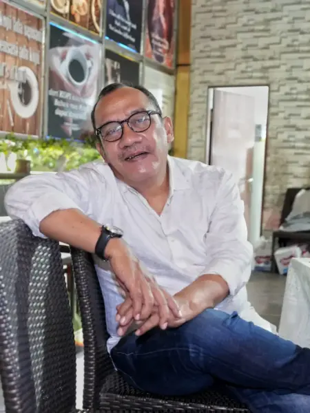 Menghitung Harga Kejujuran BBM di Tangki Kita Foto BeritaJatim.com