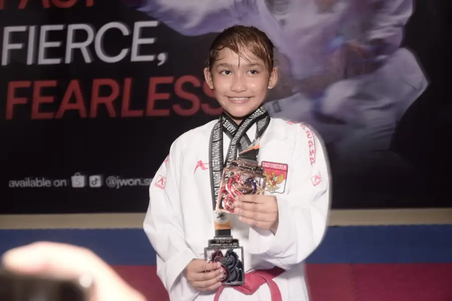 Karateka Yogyakarta Jasmine Ashadiya Gunarto Raih Dua Medali di Malaysia Foto BeritaJatim.com