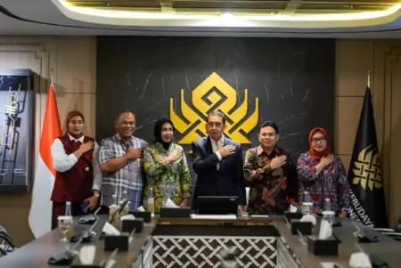 Bahas Pengembangan Budaya, Wakil Bupati Sidoarjo Sowan Fadli Zon Foto BeritaJatim.com