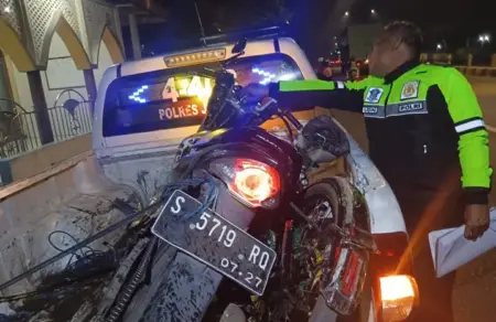 Kecelakaan Maut di Jombang, Pengendara Sepeda Angin Tewas Tertabrak Motor Foto BeritaJatim.com