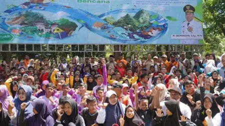 Hari Kesiapsiagaan Bencana 2026: Murid SLB Jombang Siap Hadapi Bencana dengan Inklusivitas Foto BeritaJatim.com