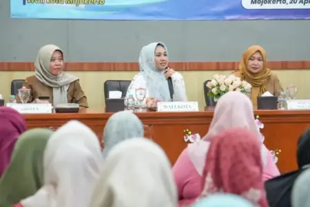 Wali Kota Mojokerto Ajak Masyarakat Aktif Lindungi Perempuan dan Anak Foto BeritaJatim.com