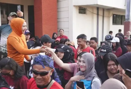 May Day 2026 di Mojokerto, Ning Ita Tekankan Kolaborasi Pengusaha dan Pekerja untuk Dorong Ekonomi Daerah Foto BeritaJatim.com