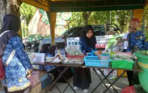 Stabilkan Harga Jelang Idul Adha, TPID Sumenep Gelar Gerakan Pangan Murah Foto BeritaJatim.com