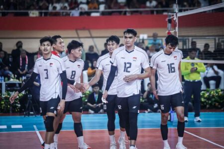Rivan Nurmulki dan Nizar Zulfikar Resmi Mundur dari Pelatnas PBVSI Foto BeritaJatim.com