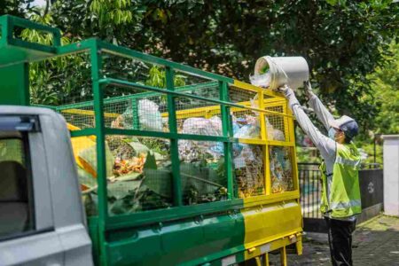 Program Banyuwangi Hijau Telah Layani 23.410 Rumah Tangga di 73 Desa Foto BeritaJatim.com