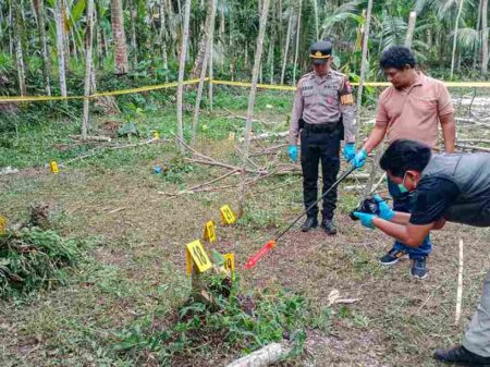 Duel Celurit di Lumajang Berujung Maut, Dipicu Dendam Lama Antar Kerabat Foto BeritaJatim.com