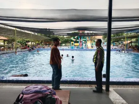 Bocah 6 Tahun Meninggal Tenggelam di Kolam Renang Wisata Jati Sewu Gresik Foto BeritaJatim.com