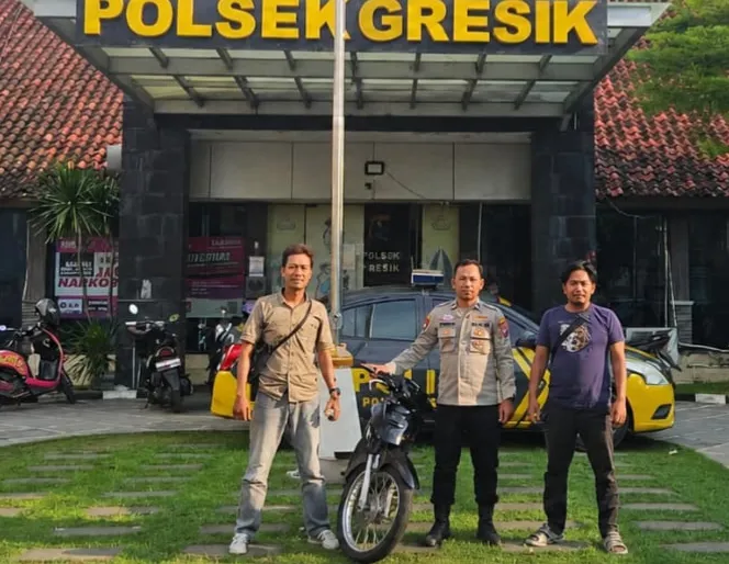 Polisi Gresik Bekuk Dua Pelaku Curanmor dalam 24 Jam, Warna Motor Sempat Diubah Foto BeritaJatim.com