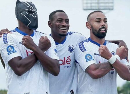 Arema FC Tutup Super League 2025/2026 dengan Kemenangan 3-1 atas PSIM Foto BeritaJatim.com