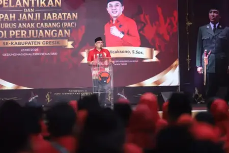 Deni Wicaksono: Kader Muda PDIP Harus Tekan Pragmatisme Politik di Masyarakat Foto BeritaJatim.com