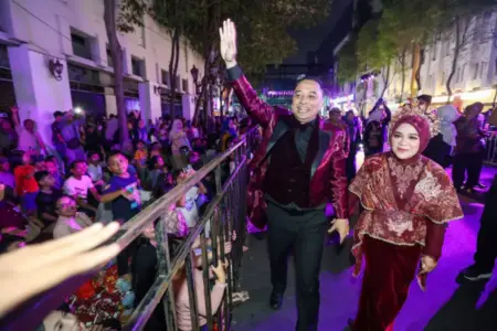 Kunjungan Wisata Naik 12,5 Persen, Surabaya Vaganza 2026 Dongkrak Ekonomi dan Pariwisata Foto BeritaJatim.com