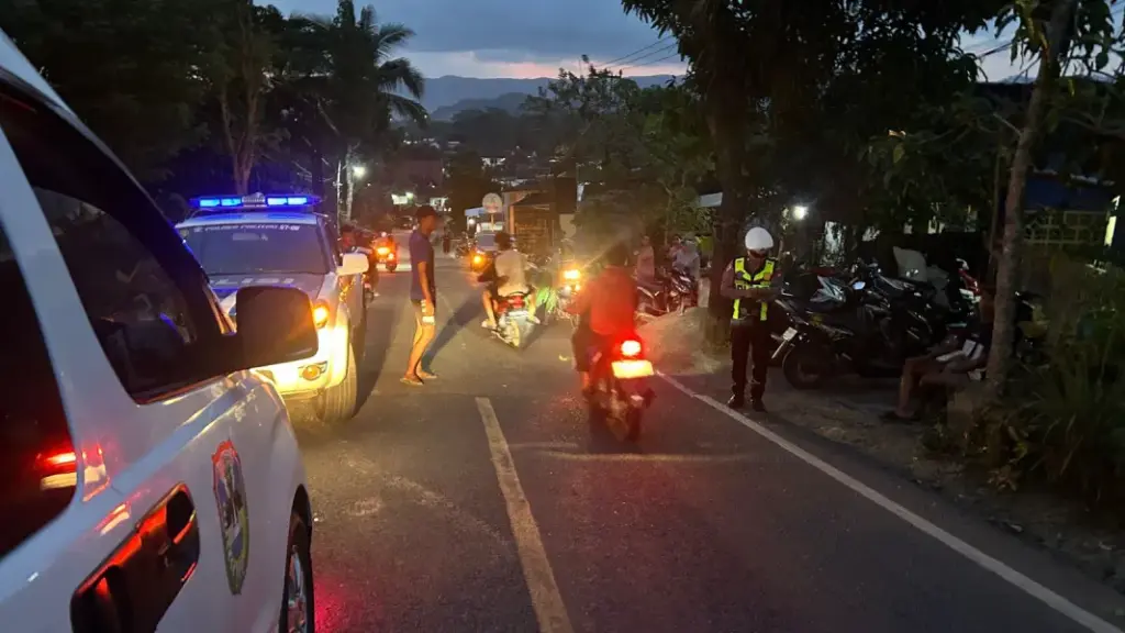 Kecelakaan Maut di Jalur Pacitan–Tulakan, Pengendara RX-King Tewas Tabrak Avanza Foto BeritaJatim.com
