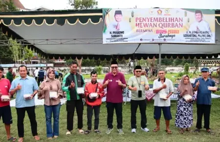 BHS Peduli Salurkan 120 Sapi Kurban, Dukung Program Makan Bergizi Gratis untuk Indonesia Emas 2045 Foto BeritaJatim.com