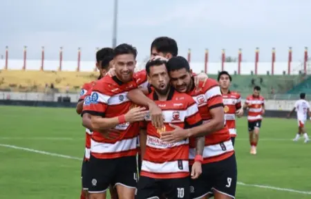 Madura United Wajib Maksimalkan Tiga Laga Demi Selamat dari Degradasi Foto BeritaJatim.com