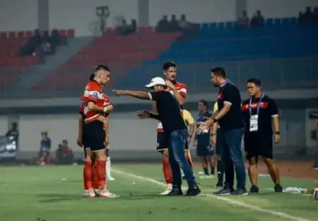 Coach Rakhmad Basuki: Spesialis Situasi Kritis Madura United Foto BeritaJatim.com