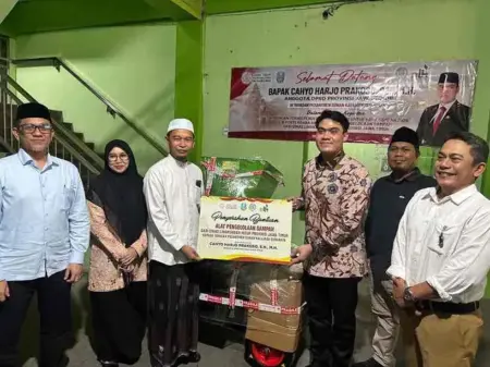 DPRD Jatim Dorong Ponpes Sunan Kalijogo Jadi Pelopor Pengelolaan Sampah di Surabaya Foto BeritaJatim.com