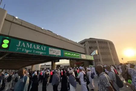 Fase Nafar Awal Ditutup, 137.565 Jemaah Haji Indonesia Tinggalkan Mina Menuju Makkah Foto BeritaJatim.com