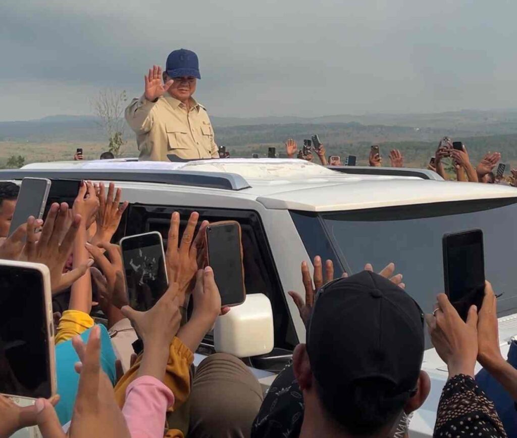 Prabowo Hadiri Panen Raya Jagung di Tuban, Warga Berebut Menyapa Foto BeritaJatim.com