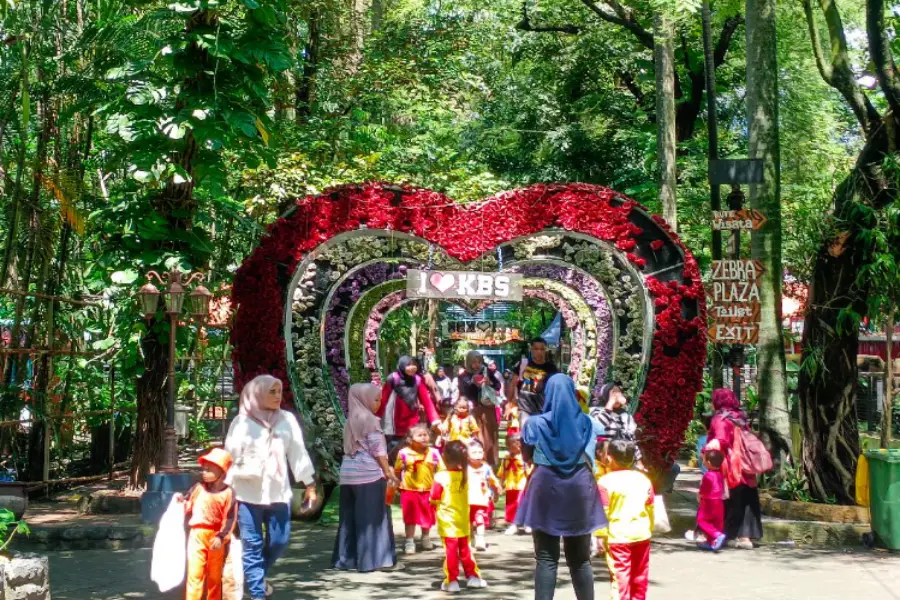 Beautifikasi Kebun Binatang Surabaya, Hadirkan Wajah Wisata Ramah Keluarga Foto BeritaJatim.com