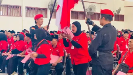 DPD PDI Perjuangan Jatim Lantik PAC Kabupaten Tuban 206 Orang Foto BeritaJatim.com